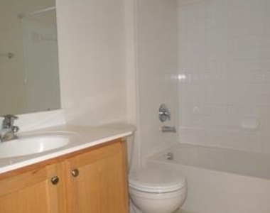 4712 Hanrahan Place - Photo Thumbnail 11