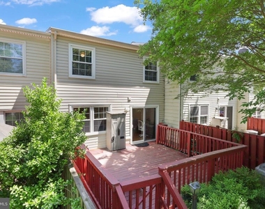 2802 Hyson Lane - Photo Thumbnail 35