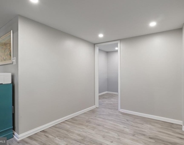 2802 Hyson Lane - Photo Thumbnail 27