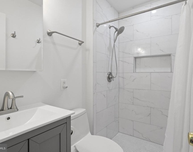 2802 Hyson Lane - Photo Thumbnail 17