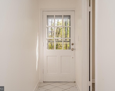 3535 Memorial Street - Photo Thumbnail 42