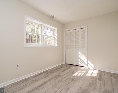 3535 Memorial Street - Photo Thumbnail 35