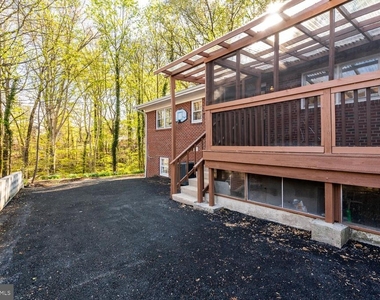 3535 Memorial Street - Photo Thumbnail 49