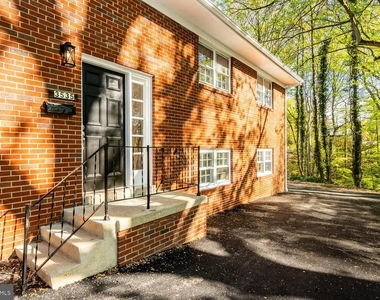 3535 Memorial Street - Photo Thumbnail 2