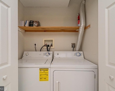 3535 Memorial Street - Photo Thumbnail 37