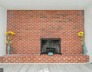 3535 Memorial Street - Photo Thumbnail 31