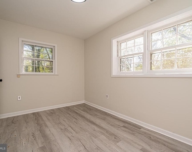 3535 Memorial Street - Photo Thumbnail 34