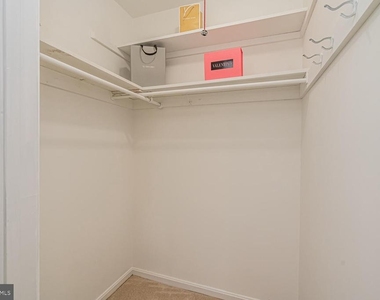 3535 Memorial Street - Photo Thumbnail 19