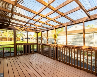 3535 Memorial Street - Photo Thumbnail 14