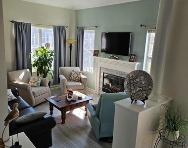 1720 Lake Shore Crest Drive - Photo Thumbnail 8