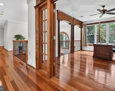 5124 Kenwood Drive - Photo Thumbnail 21
