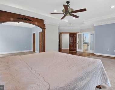 5124 Kenwood Drive - Photo Thumbnail 25