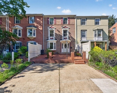 4514 Arendale Square - Photo Thumbnail 1