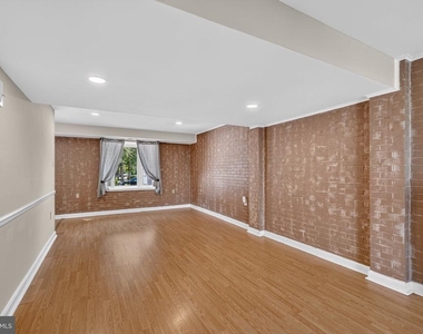 4514 Arendale Square - Photo Thumbnail 4