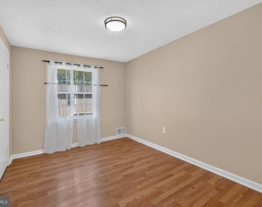 4514 Arendale Square - Photo Thumbnail 16