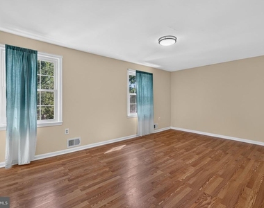 4514 Arendale Square - Photo Thumbnail 15