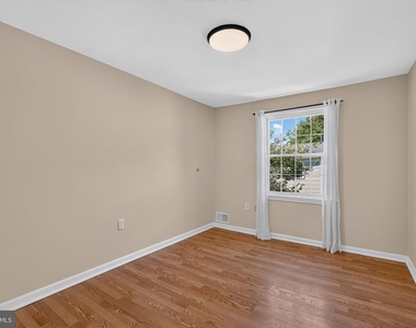 4514 Arendale Square - Photo Thumbnail 17