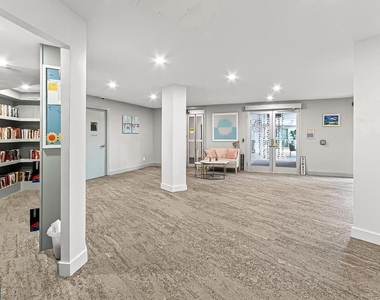 501 Slaters Lane - Photo Thumbnail 55