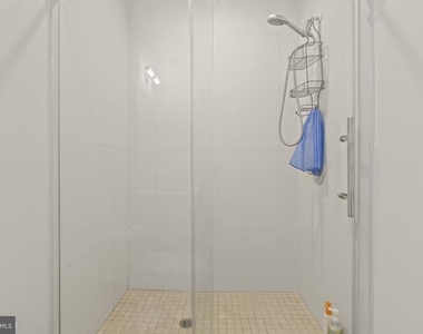 119 Greenwich Street - Photo Thumbnail 29