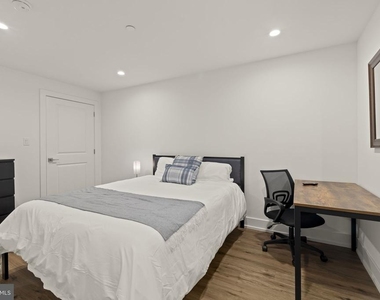 119 Greenwich Street - Photo Thumbnail 17