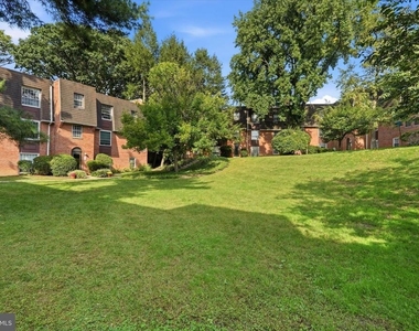 4000 Gypsy Lane - Photo Thumbnail 13