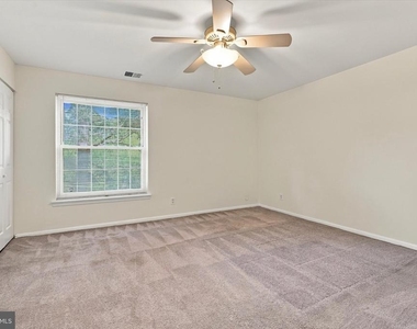 4000 Gypsy Lane - Photo Thumbnail 7
