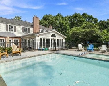 1011 Washington Lane - Photo Thumbnail 54