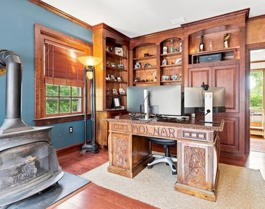 1011 Washington Lane - Photo Thumbnail 18