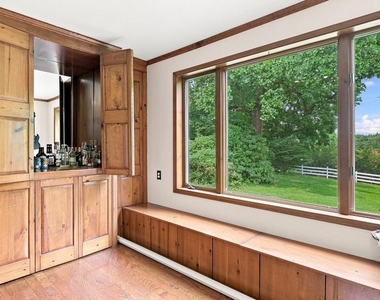 1011 Washington Lane - Photo Thumbnail 19