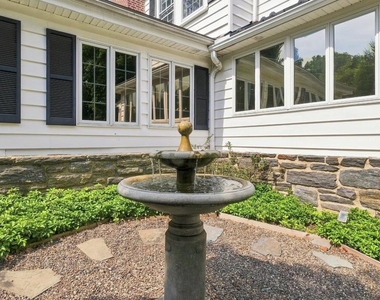 1011 Washington Lane - Photo Thumbnail 51