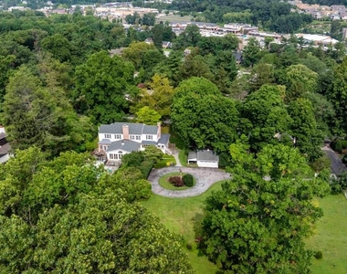 1011 Washington Lane - Photo Thumbnail 67