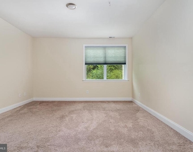 105 Colwell Lane - Photo Thumbnail 6