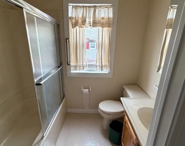 1420 Greenway Road - Photo Thumbnail 14
