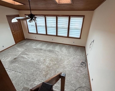 1420 Greenway Road - Photo Thumbnail 5