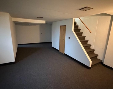 1420 Greenway Road - Photo Thumbnail 17