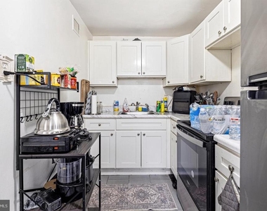 141 W 21st Street - Photo Thumbnail 3