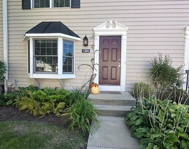 1204 N Glen Drive - Photo Thumbnail 3