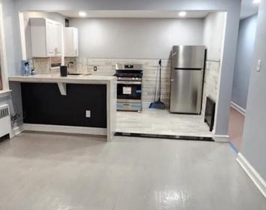 500 E 22nd Street - Photo Thumbnail 3