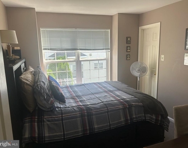 37 Lincoln Drive - Photo Thumbnail 9