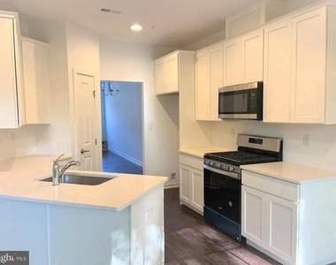 15 Graham Drive - Photo Thumbnail 5