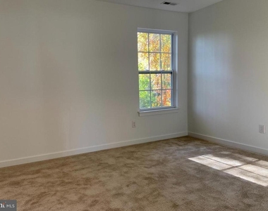 15 Graham Drive - Photo Thumbnail 12