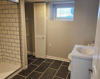924 Bellevue Avenue - Photo Thumbnail 2