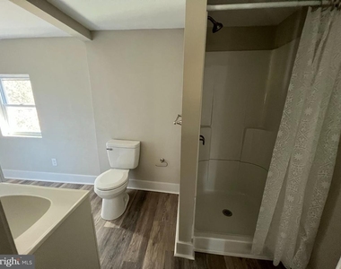 605 E Broad Street - Photo Thumbnail 10
