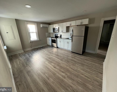 605 E Broad Street - Photo Thumbnail 4