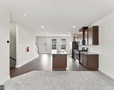 114 Spyglass Hill Drive - Photo Thumbnail 14