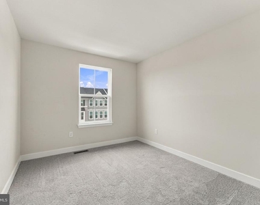 114 Spyglass Hill Drive - Photo Thumbnail 32