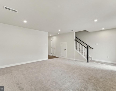 114 Spyglass Hill Drive - Photo Thumbnail 8
