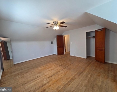 6412 Foster Street - Photo Thumbnail 18