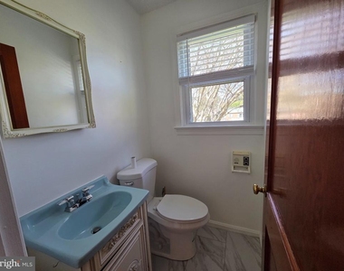 6412 Foster Street - Photo Thumbnail 9