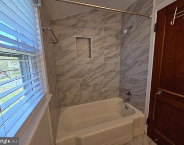 6412 Foster Street - Photo Thumbnail 16